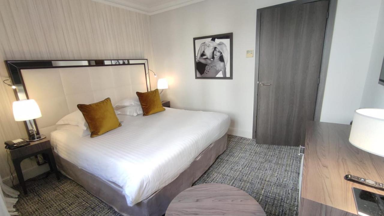 Hotel Le Canberra Cannes Exterior photo