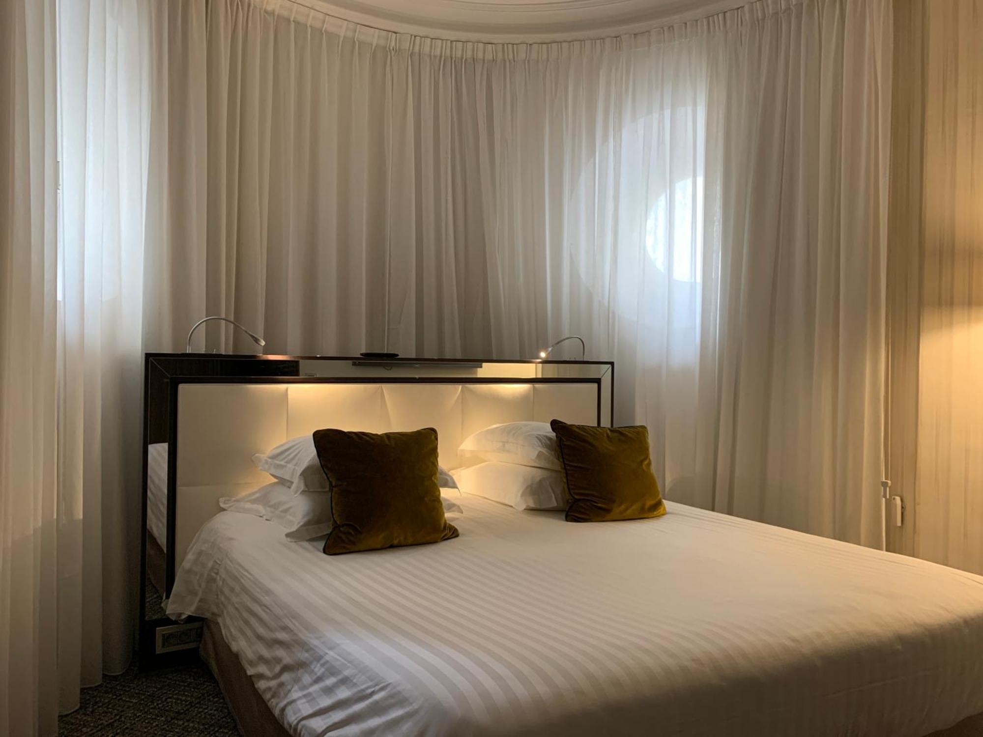 Hotel Le Canberra Cannes Exterior photo