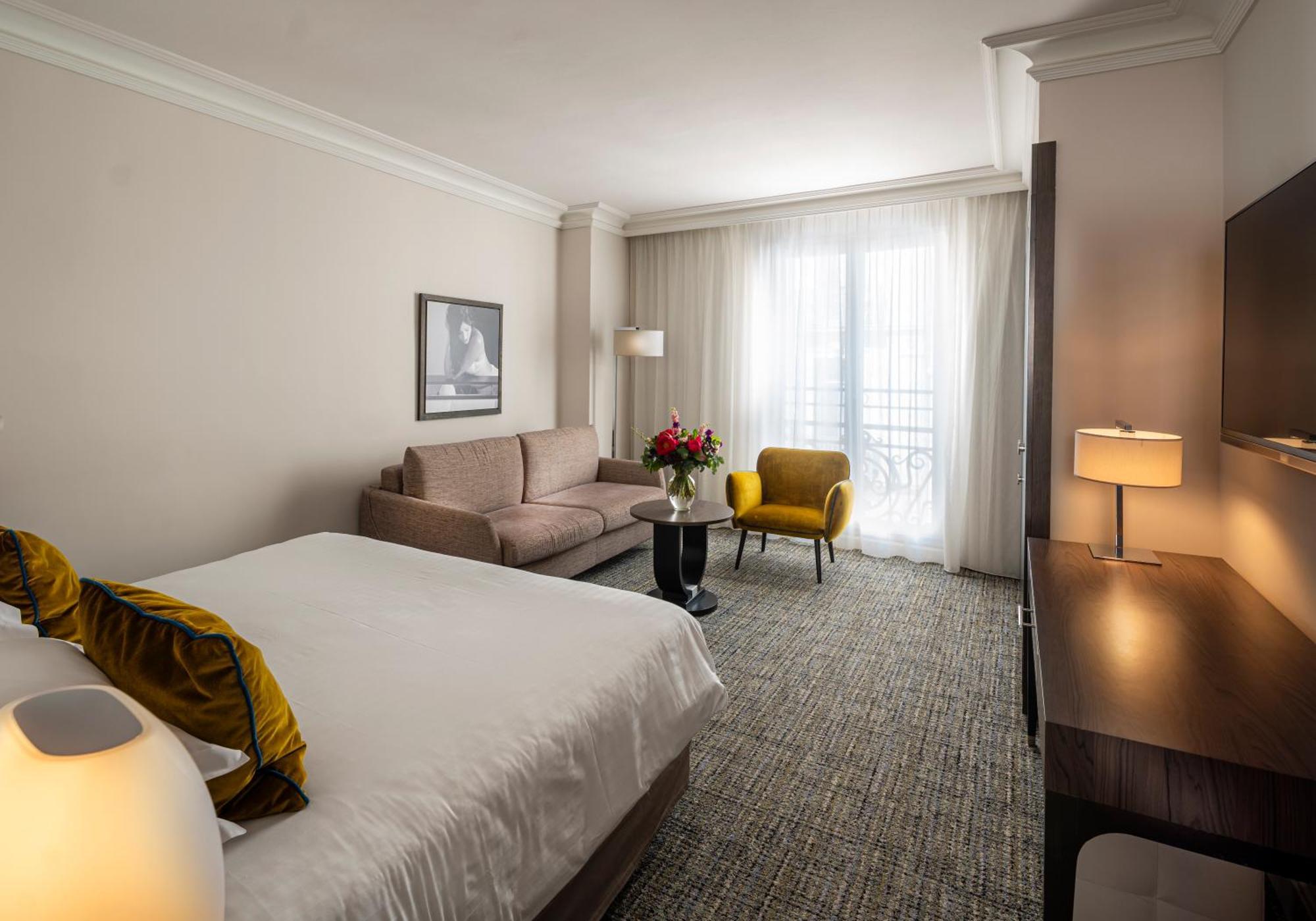 Hotel Le Canberra Cannes Exterior photo